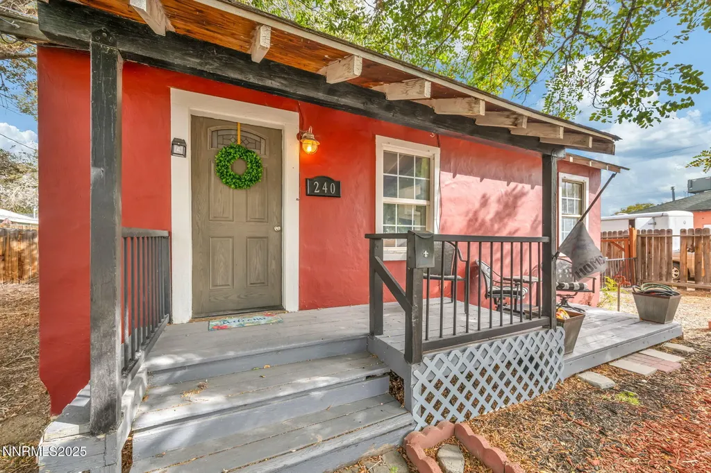 240 Center Yerington NV 89447