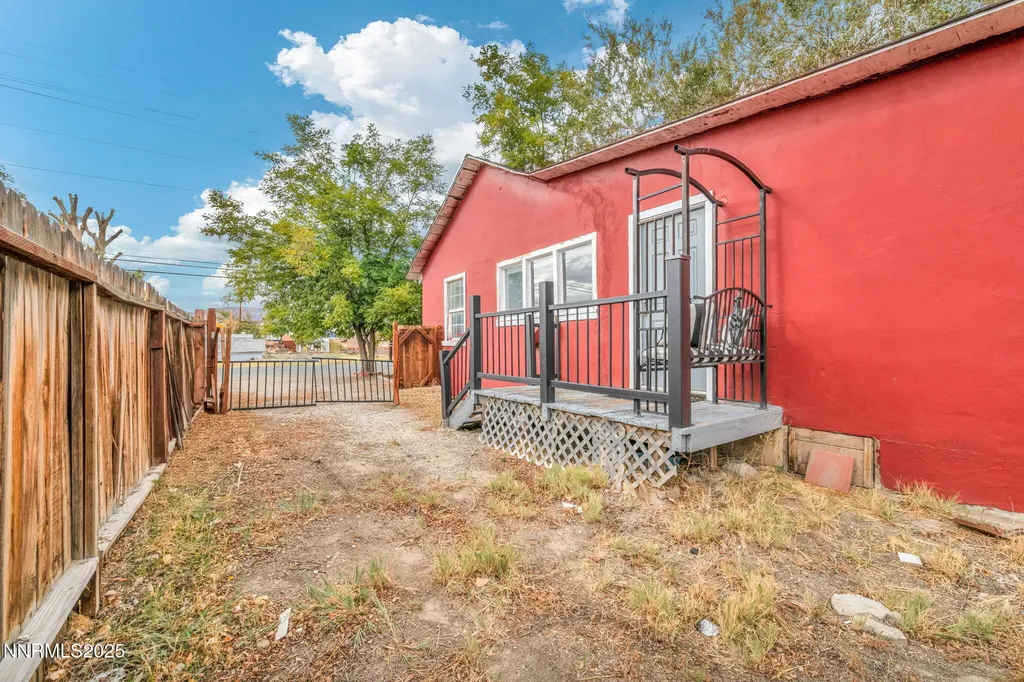 240 Center Yerington NV 89447