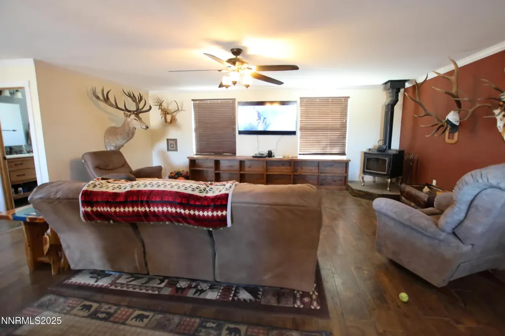 15 Brown Yerington NV 89447