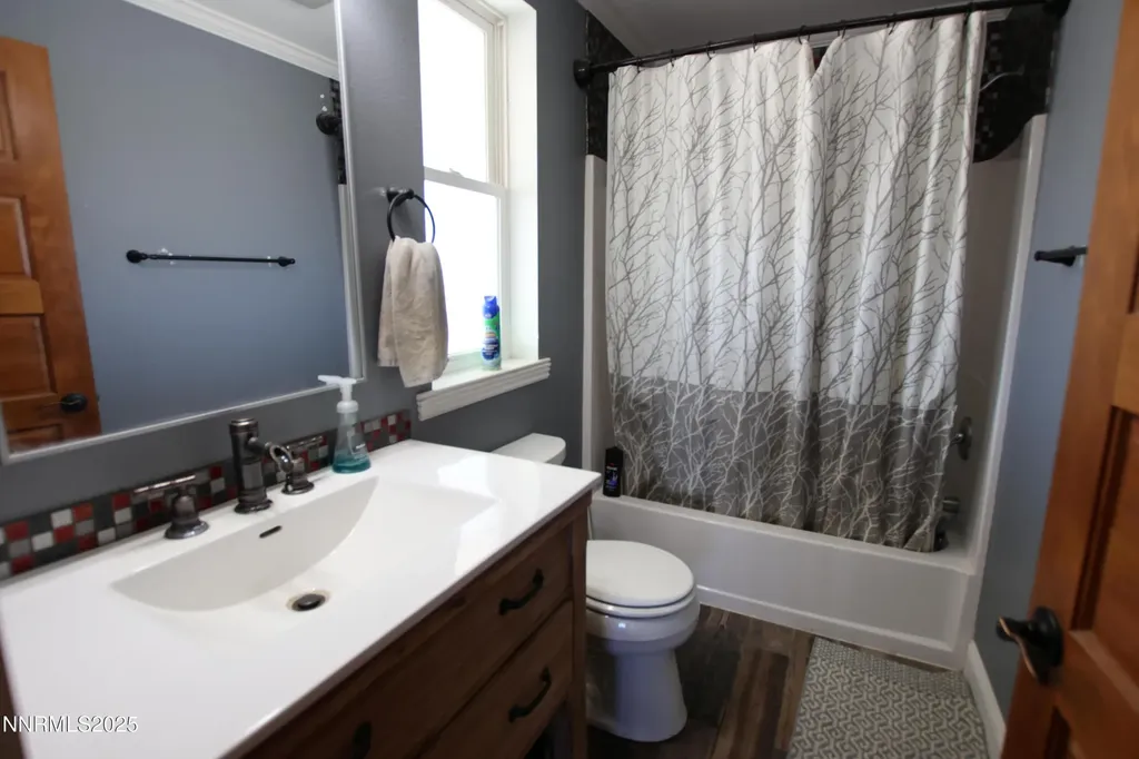 15 Brown Yerington NV 89447