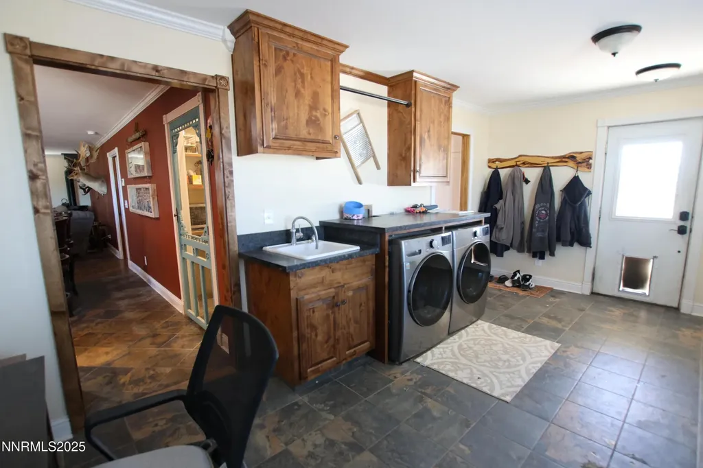15 Brown Yerington NV 89447