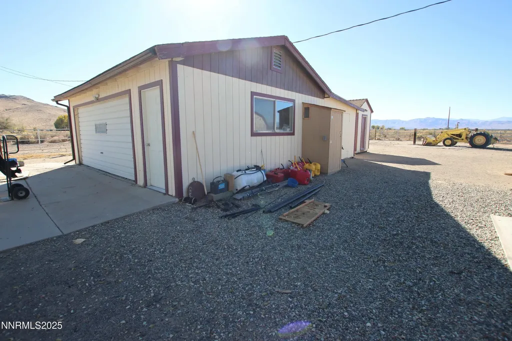 15 Brown Yerington NV 89447
