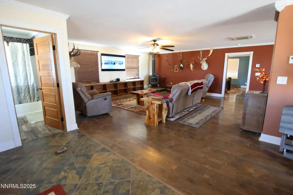 15 Brown Yerington NV 89447