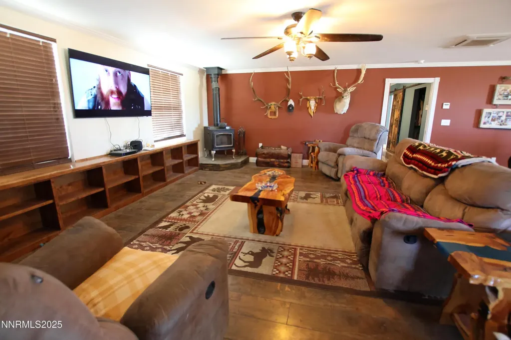 15 Brown Yerington NV 89447