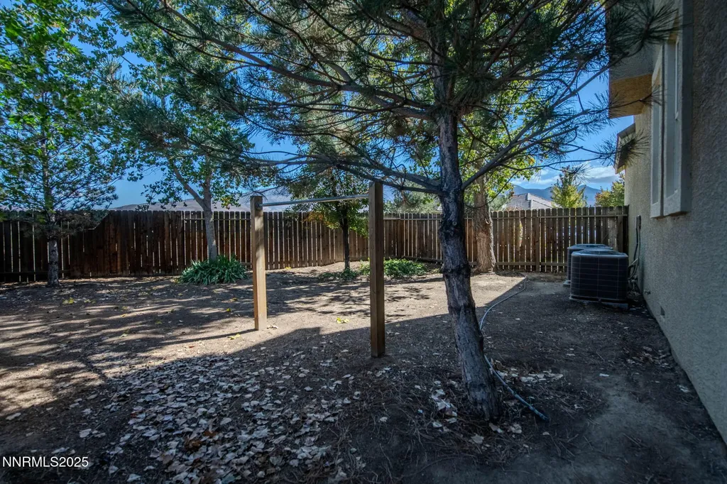 550 Stonehaven Dayton NV 89403