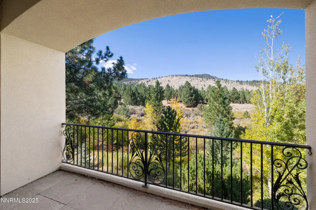 5775 Lausanne Reno NV 89511