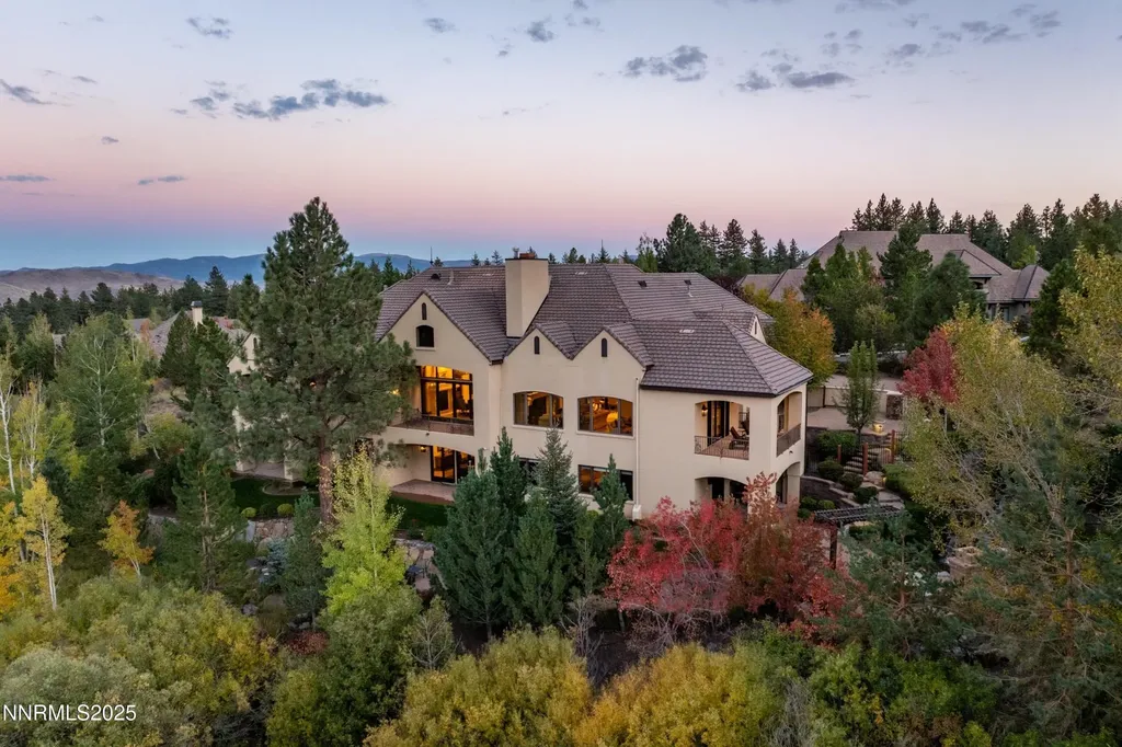 5775 Lausanne Reno NV 89511
