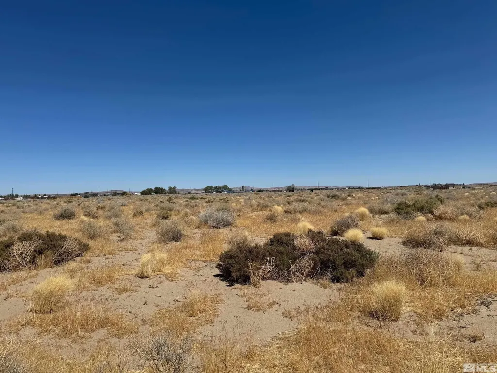 9700 Vía Segundo Silver Springs NV 89429