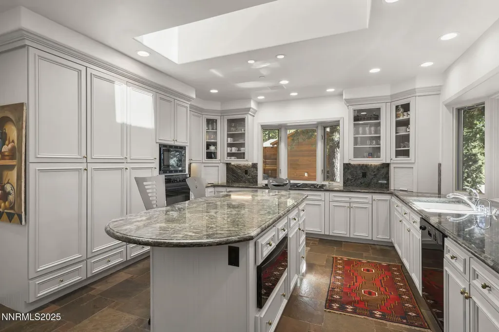 563 Tyner Incline Village NV 89451