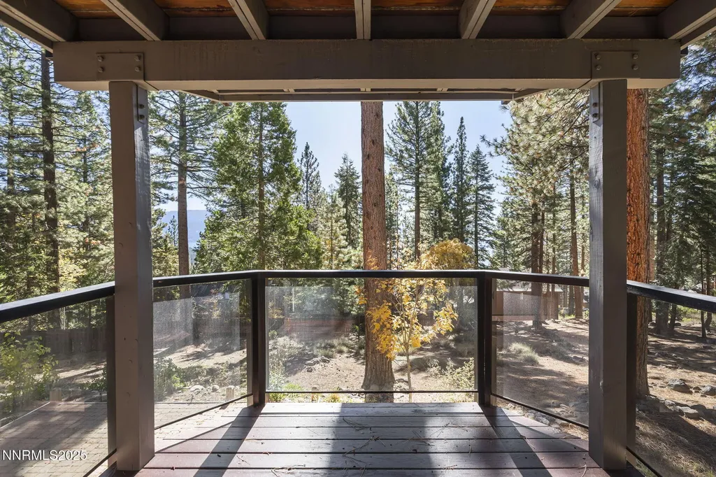 563 Tyner Incline Village NV 89451