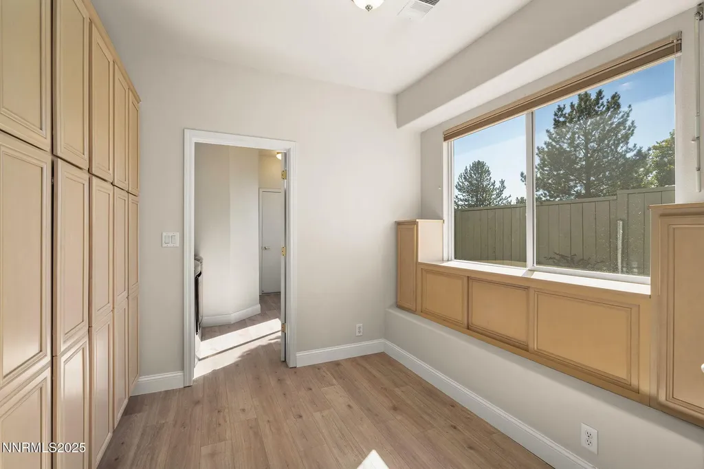 10145 Donner Peak Reno NV 89521