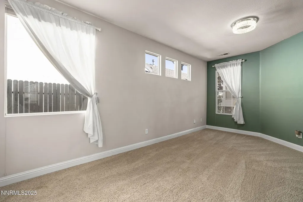 10145 Donner Peak Reno NV 89521