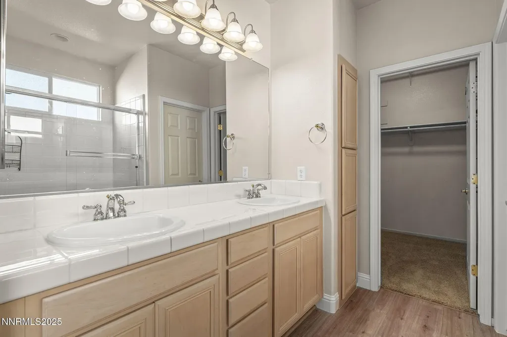 10145 Donner Peak Reno NV 89521