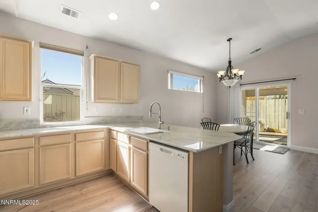 10145 Donner Peak Reno NV 89521