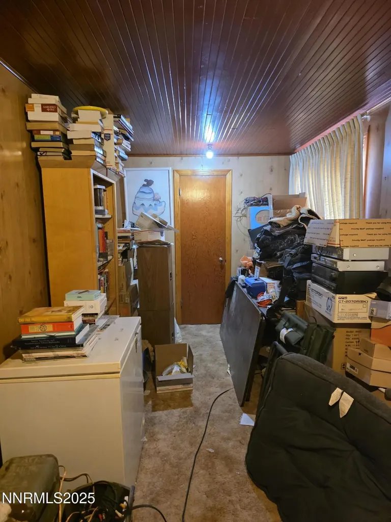 306 6th Hawthorne NV 89415
