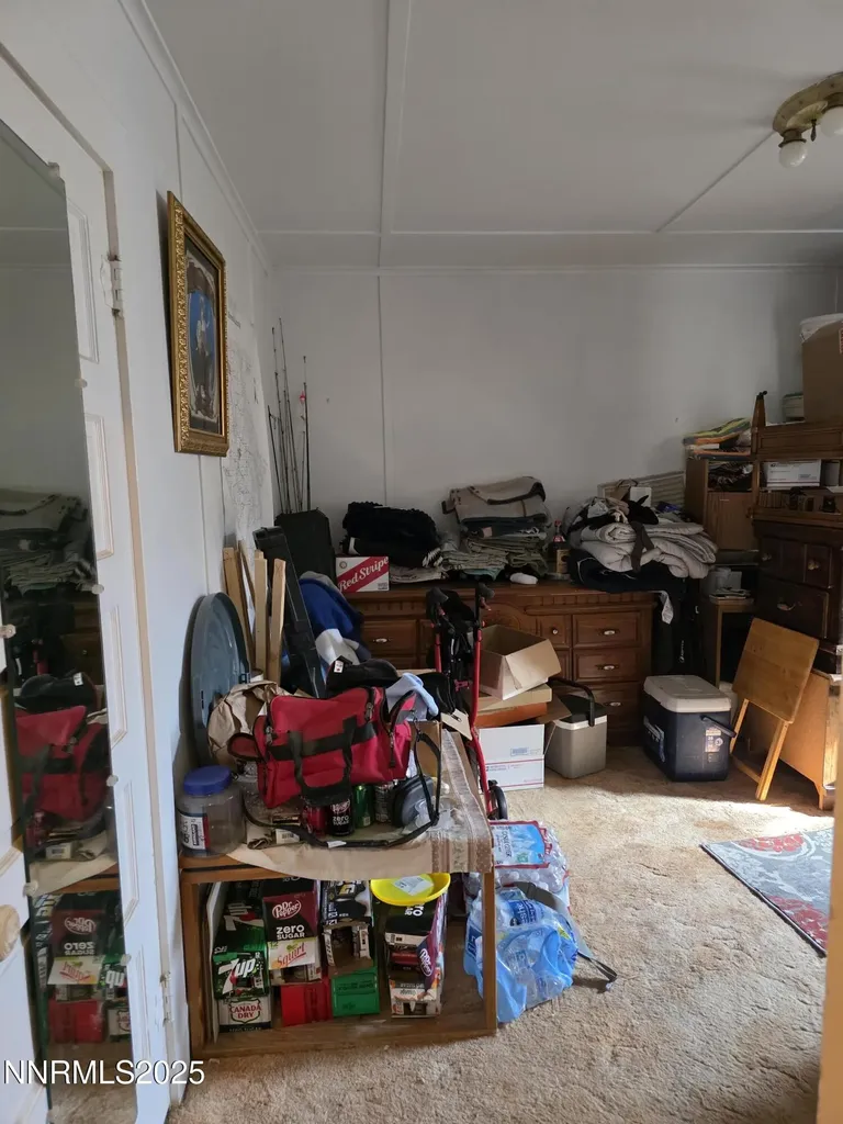 306 6th Hawthorne NV 89415