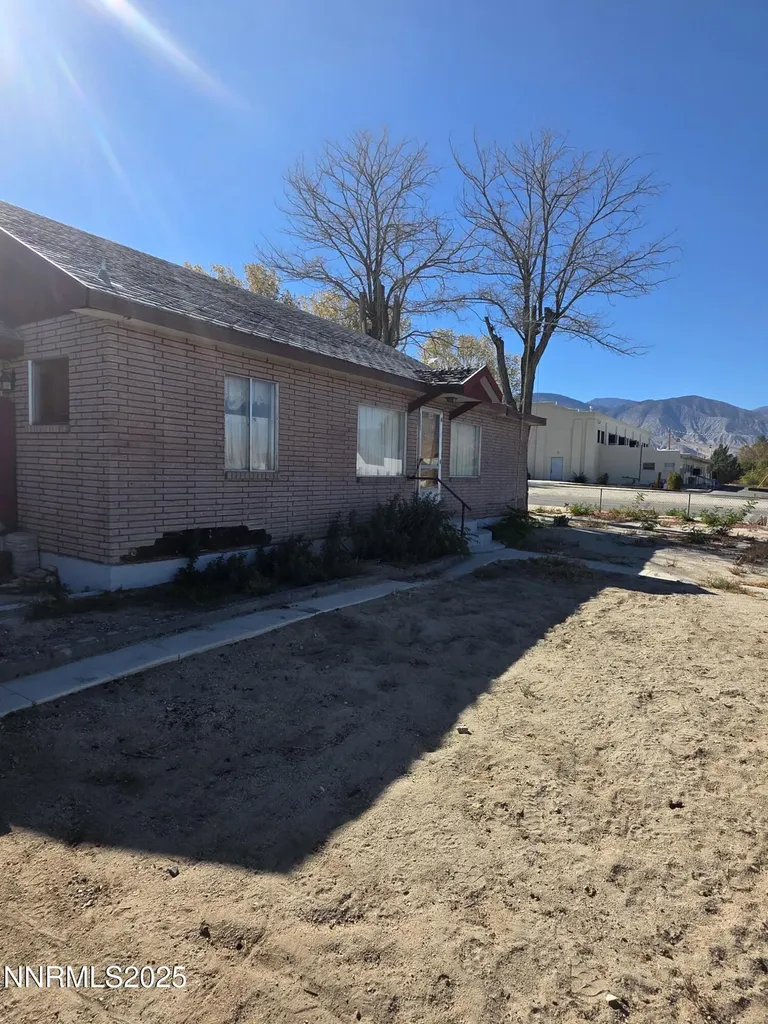 306 6th Hawthorne NV 89415