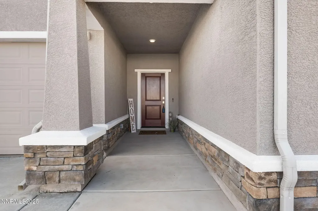 707 Butte Creek Dayton NV 89403