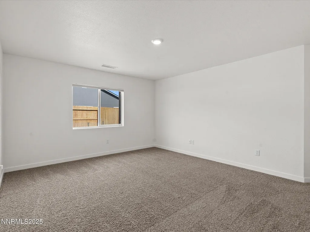214 Green Dayton NV 89403