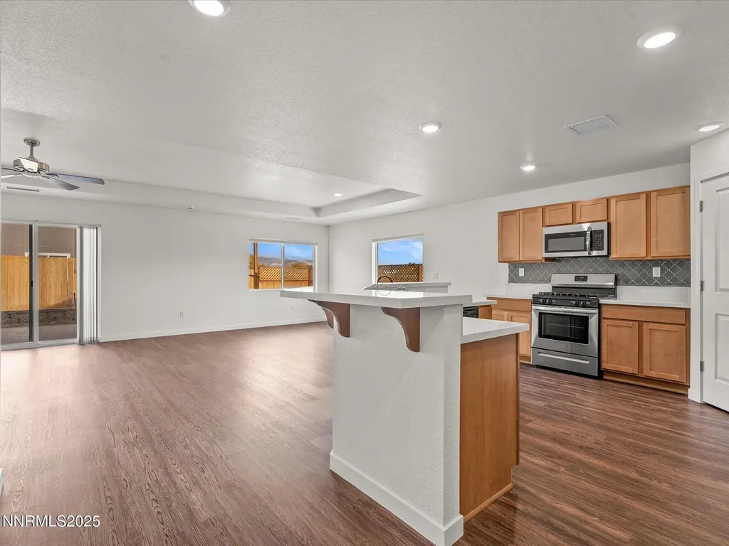 214 Green Dayton NV 89403