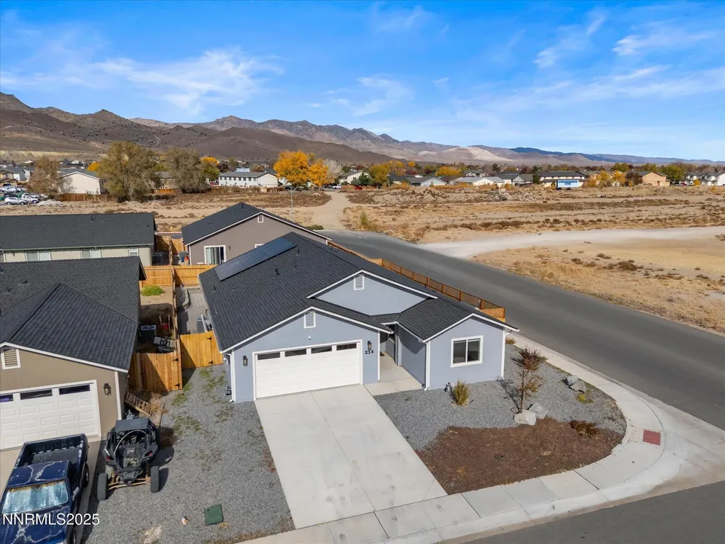 214 Green Dayton NV 89403