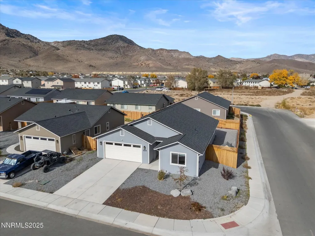 214 Green Dayton NV 89403