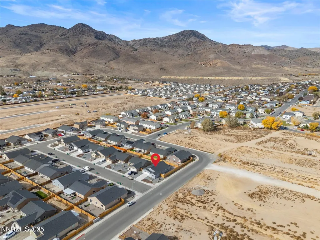 214 Green Dayton NV 89403