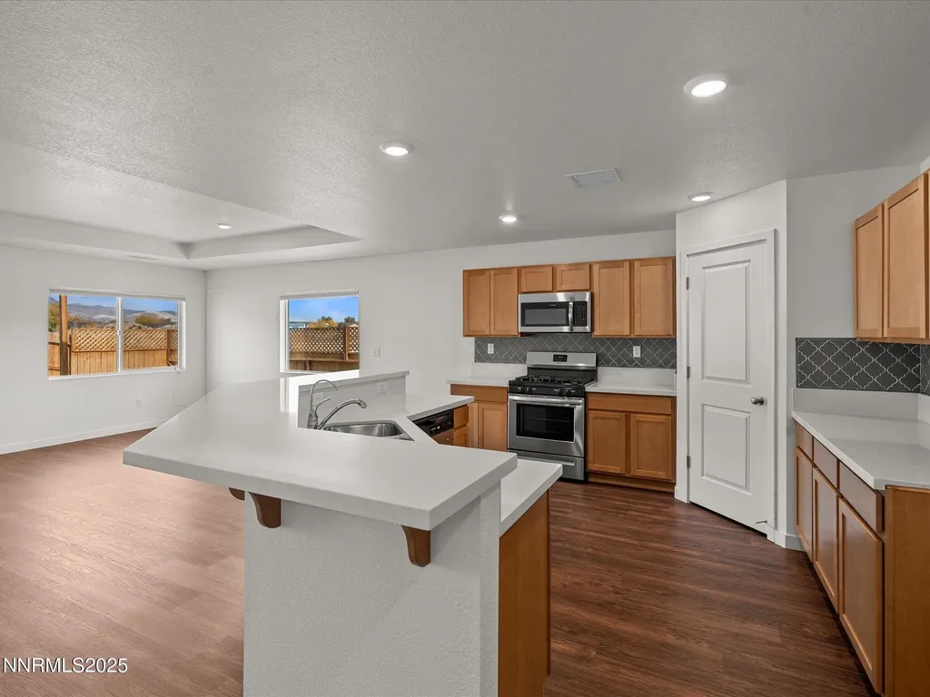 214 Green Dayton NV 89403