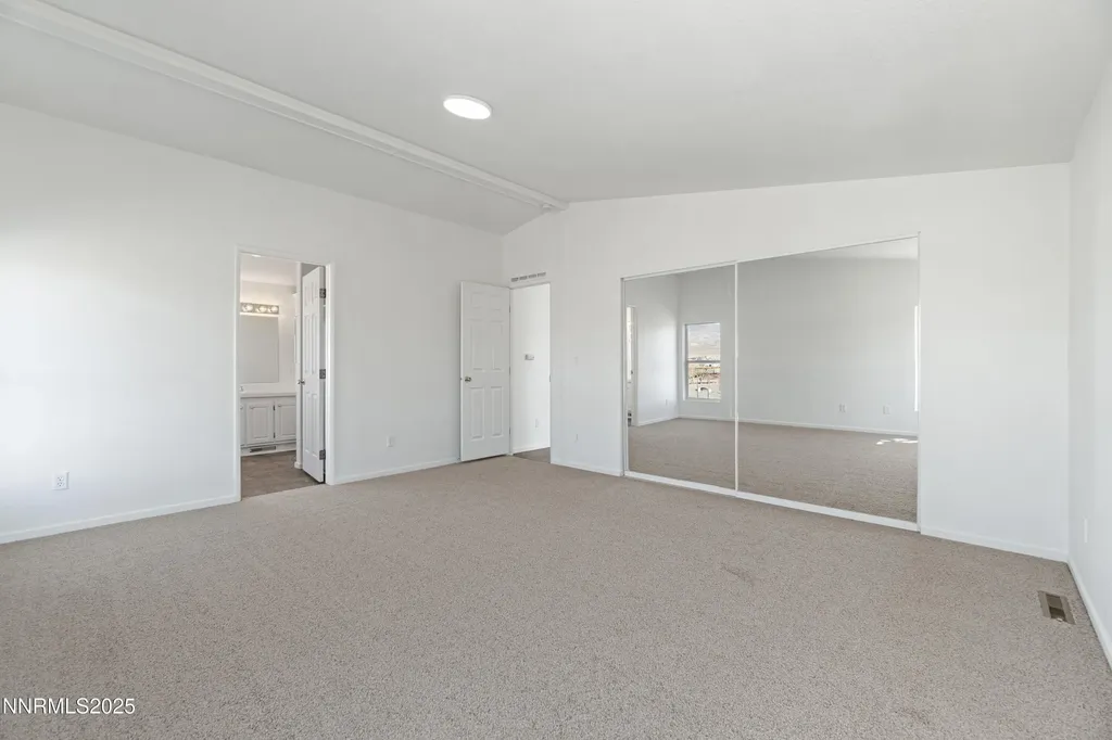 4745 Skyline Silver Springs NV 89429