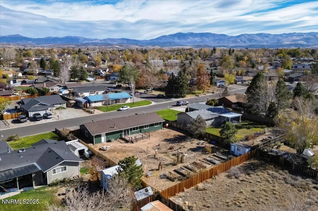 1275 Bolivia Gardnerville NV 89460