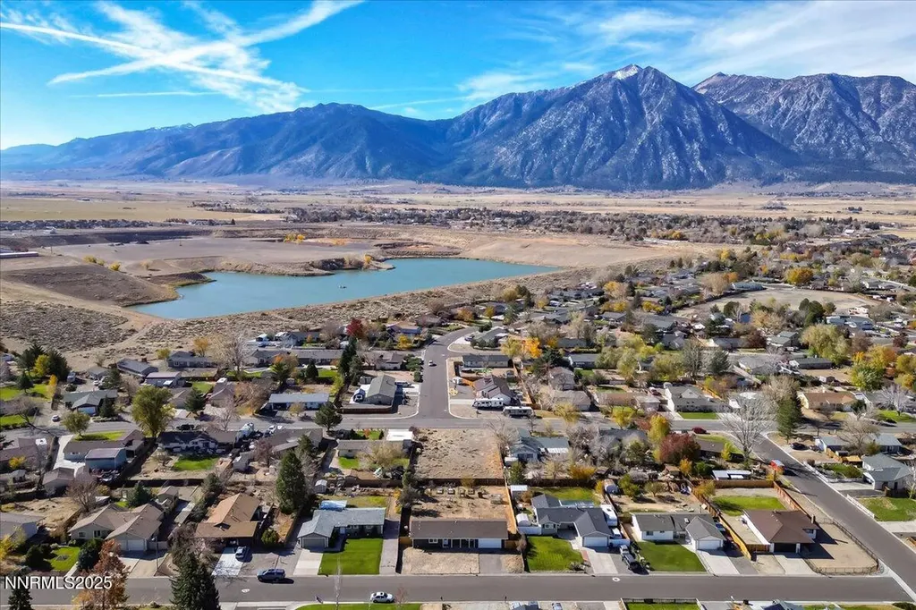 1275 Bolivia Gardnerville NV 89460