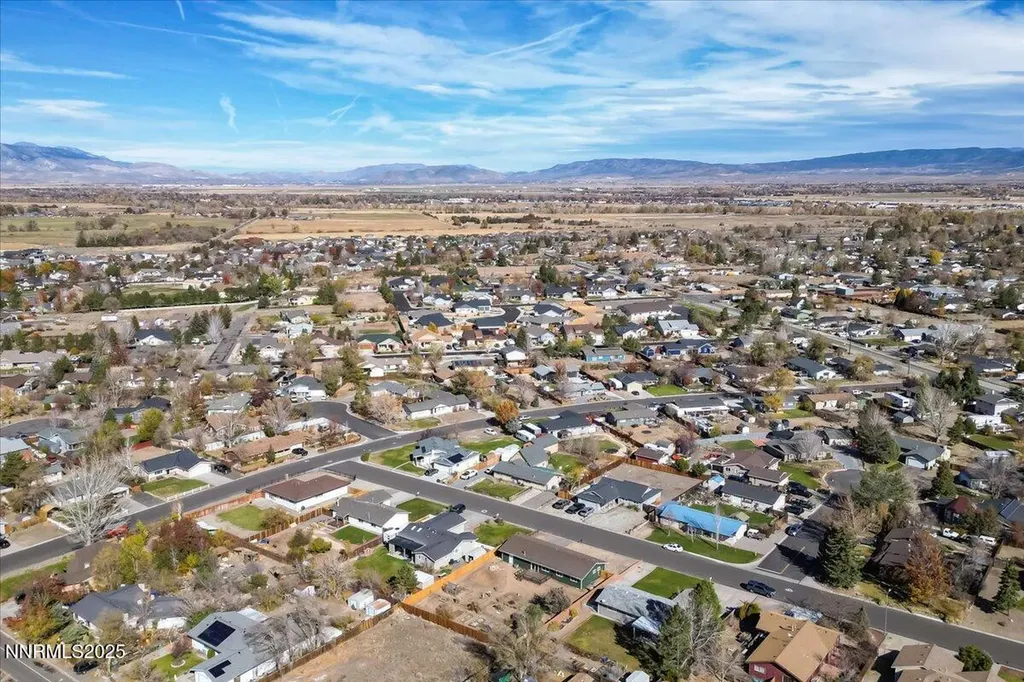 1275 Bolivia Gardnerville NV 89460