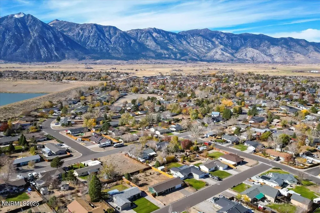 1275 Bolivia Gardnerville NV 89460
