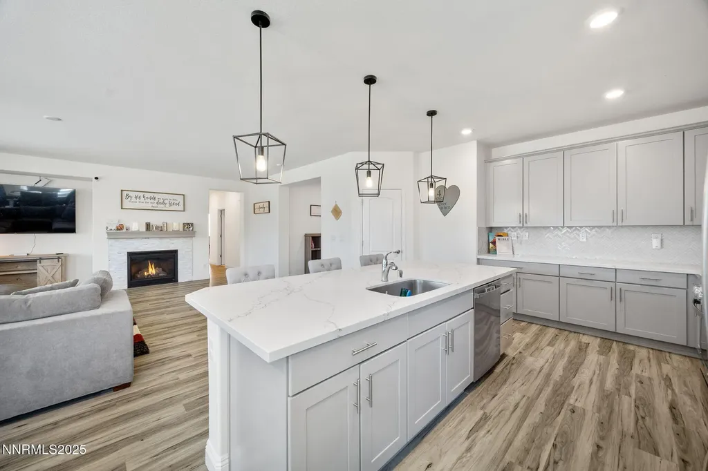 1010 Garden Pond Sparks NV 89441
