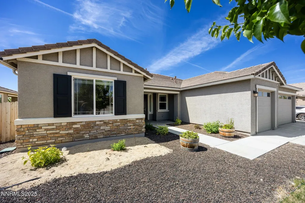 1010 Garden Pond Sparks NV 89441