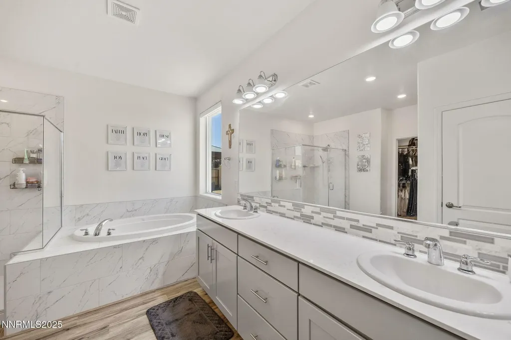 1010 Garden Pond Sparks NV 89441