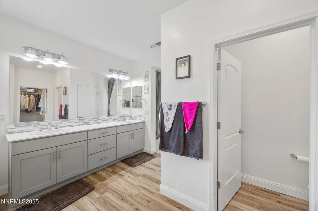 1010 Garden Pond Sparks NV 89441