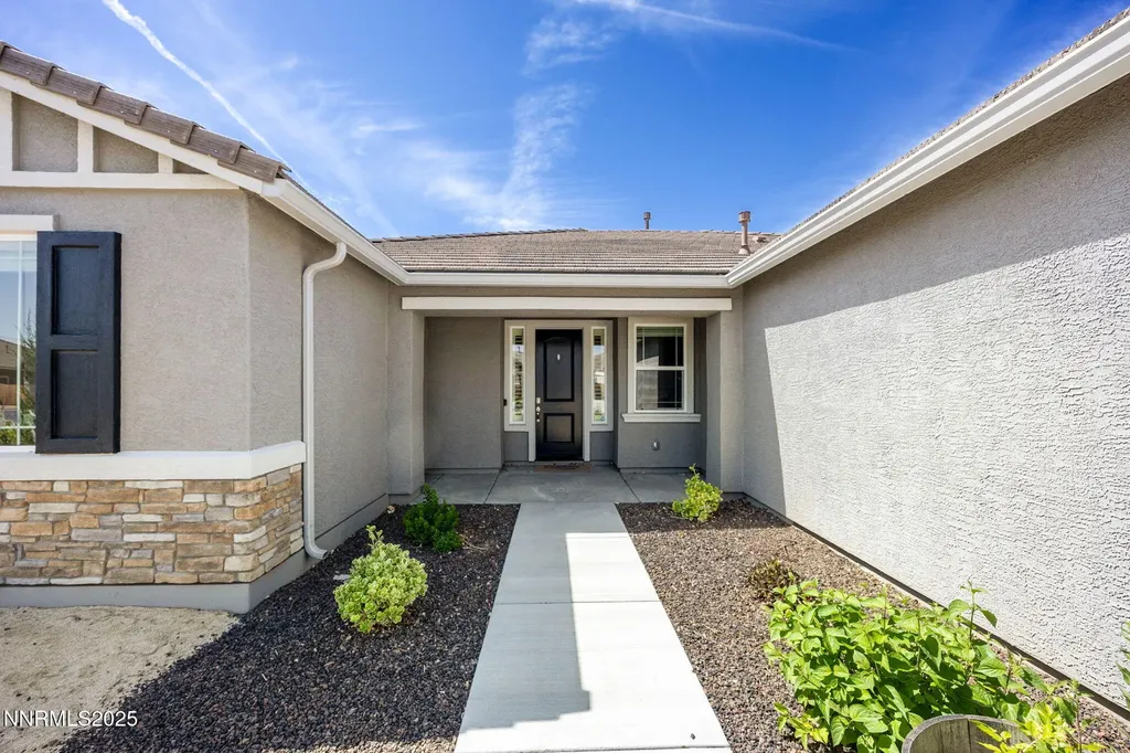 1010 Garden Pond Sparks NV 89441