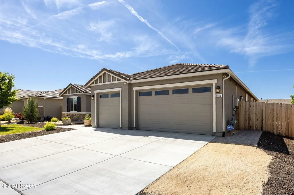 1010 Garden Pond Sparks NV 89441