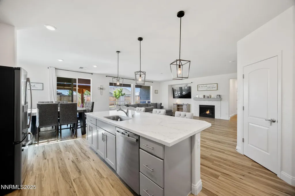 1010 Garden Pond Sparks NV 89441