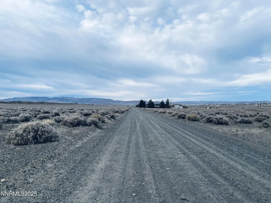 6815 S Highway 95a Silver Springs NV 89429