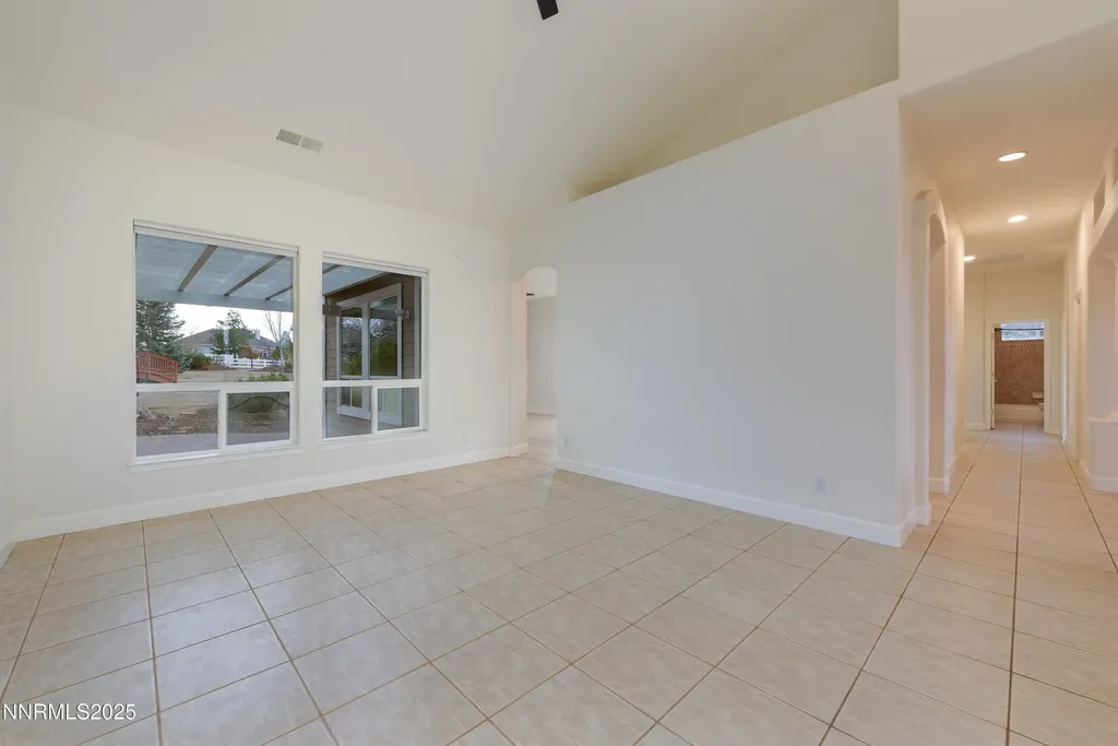 1621 Shirley Minden NV 89423
