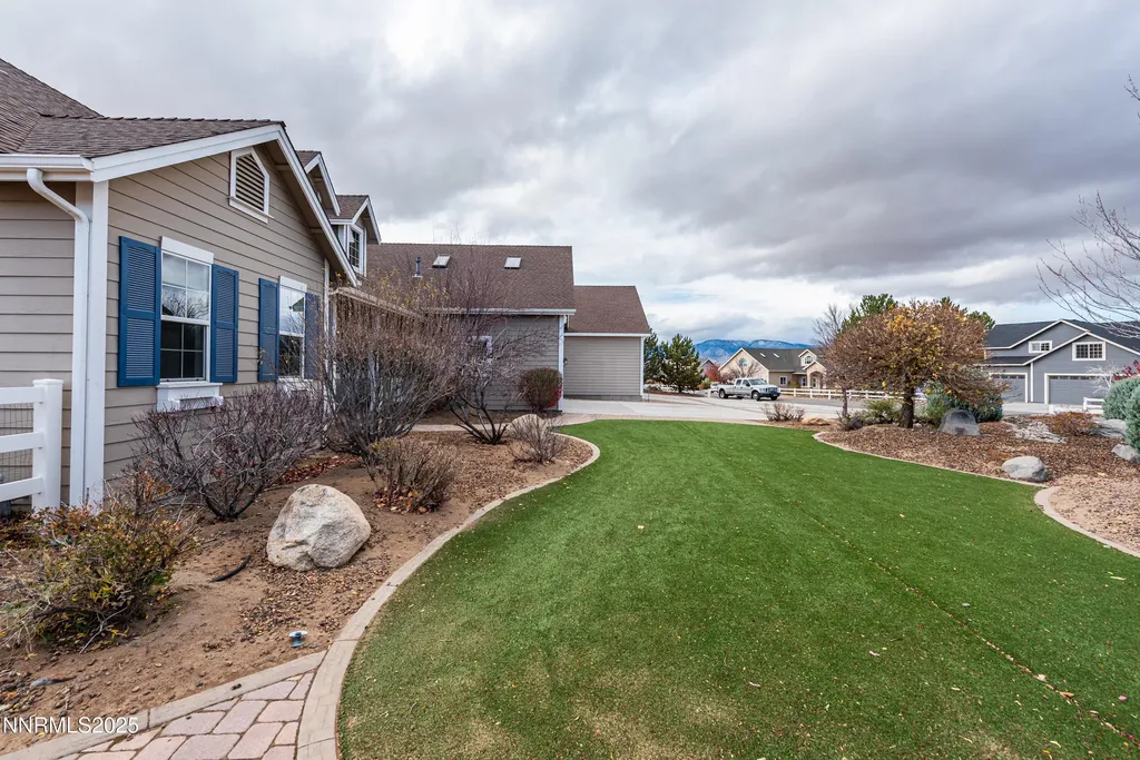 1621 Shirley Minden NV 89423