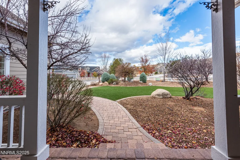 1621 Shirley Minden NV 89423