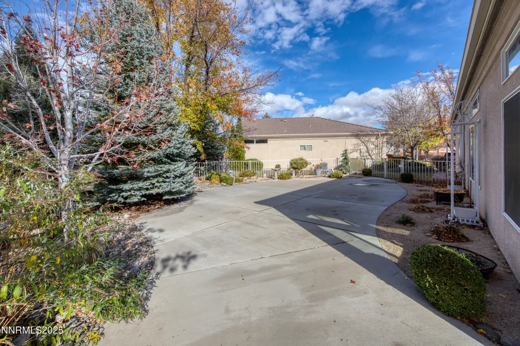 488 Sierra Leaf Reno NV 89511