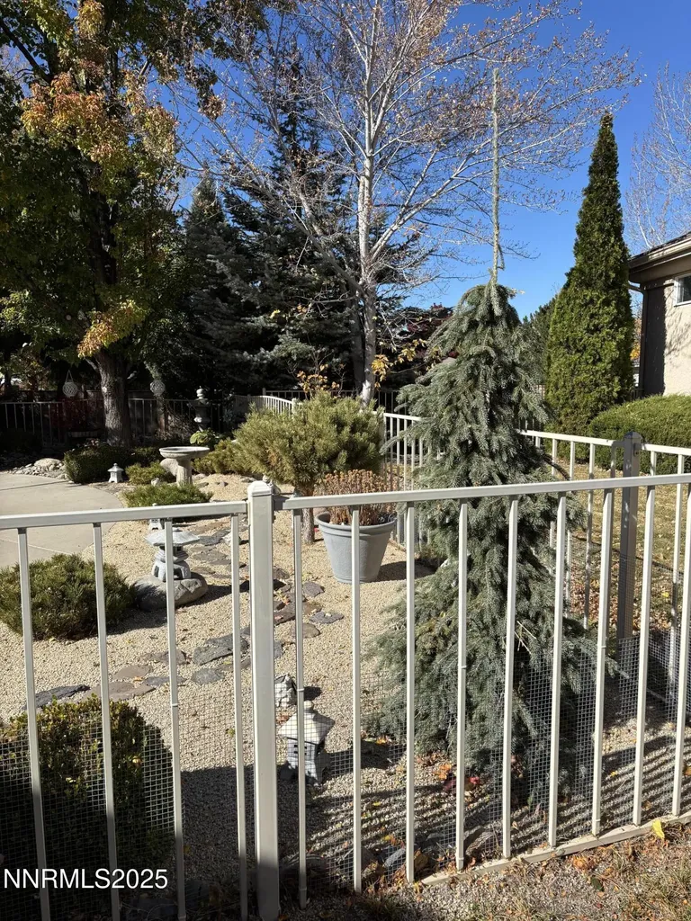 488 Sierra Leaf Reno NV 89511