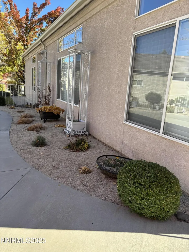 488 Sierra Leaf Reno NV 89511