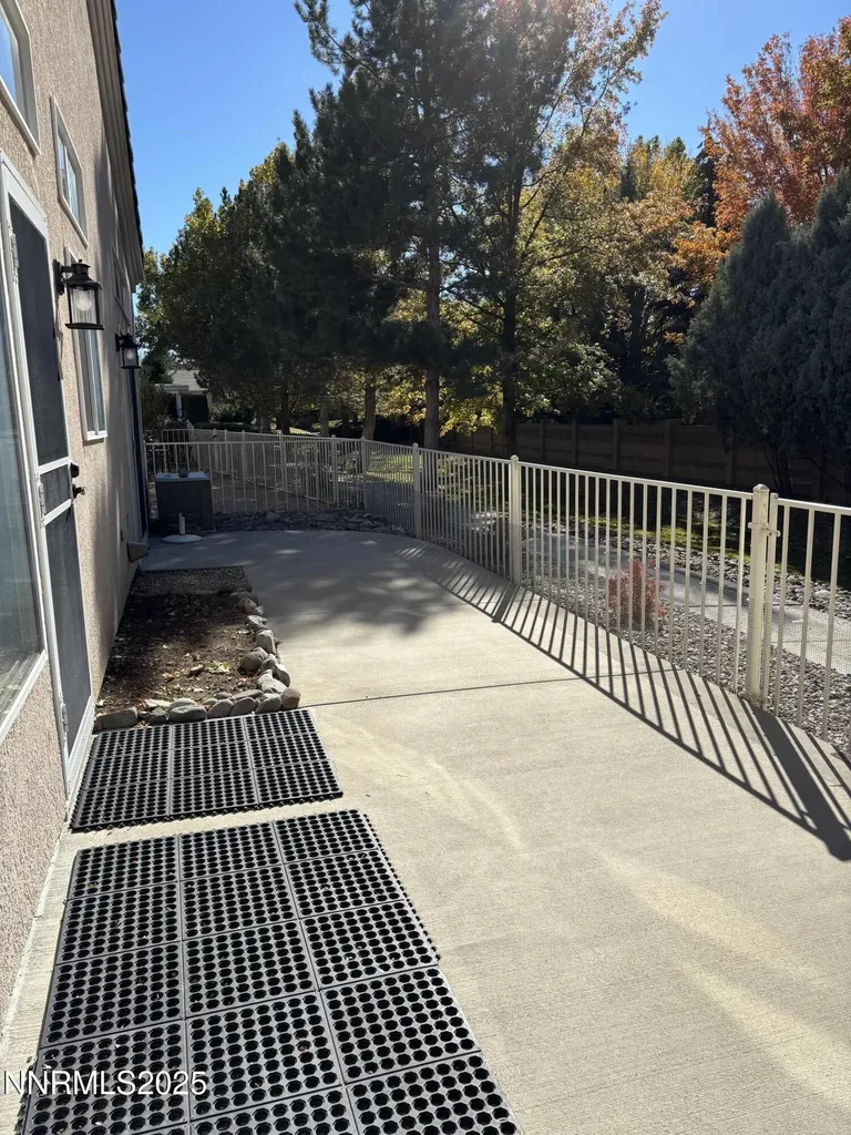 488 Sierra Leaf Reno NV 89511