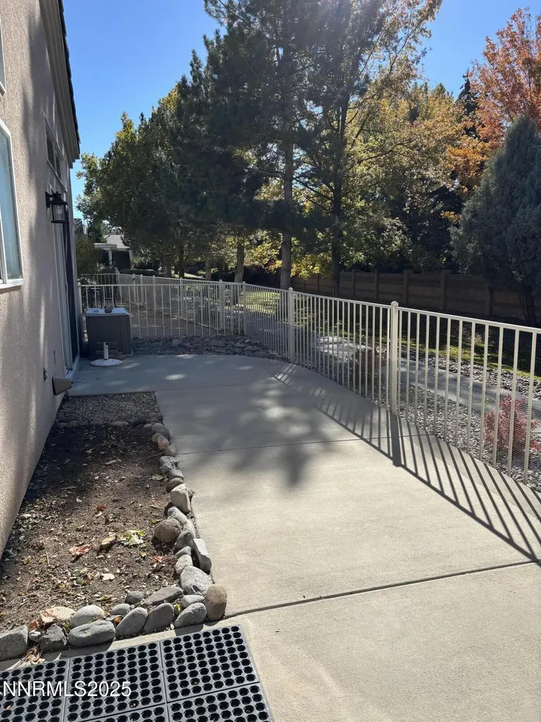 488 Sierra Leaf Reno NV 89511