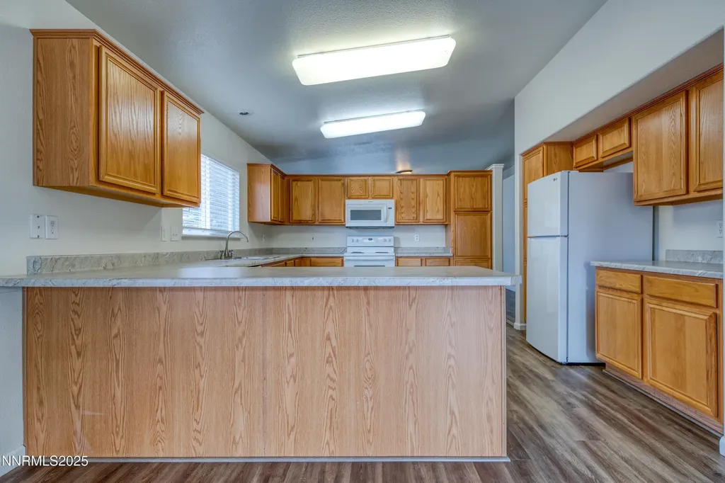 17780 Oakview Reno NV 89508